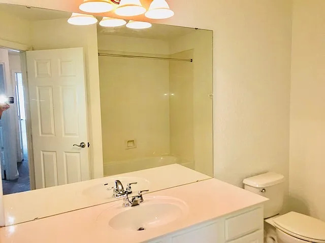 953 Rock Harbor Ave — Photo 18