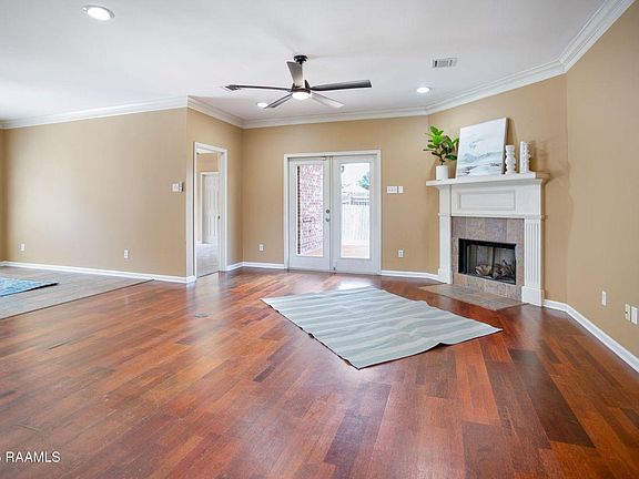 4th image of 106 Wild Rose Ln