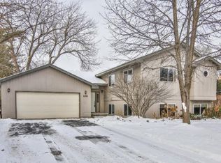8100 Groveland Rd, Mounds View, MN 55112