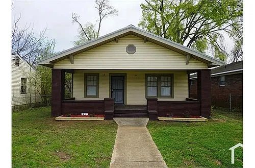 3117 Avenue F Photo 1