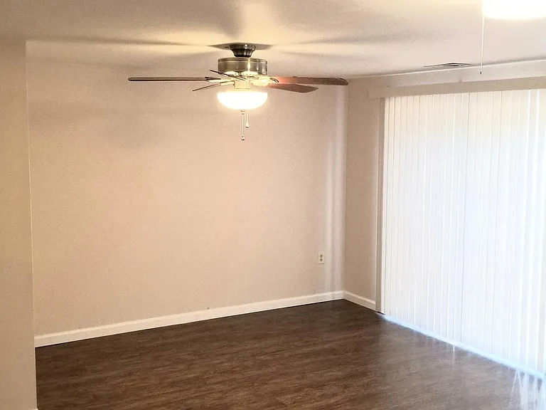 12468 Skipper Cir — Photo 10