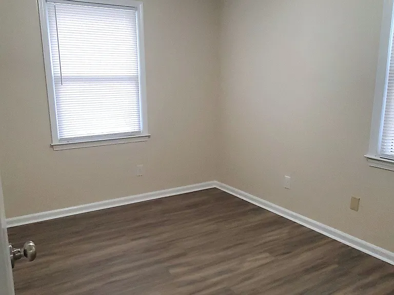 4426 Donwood Dr — Photo 9