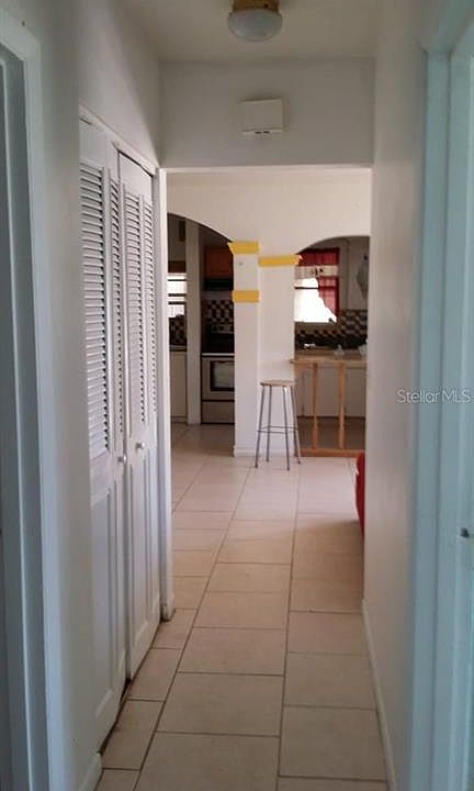 2nd image of 1096 Tivoli Dr