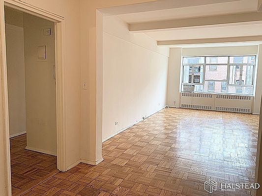 3rd image of 15 W 84th St APT 2H