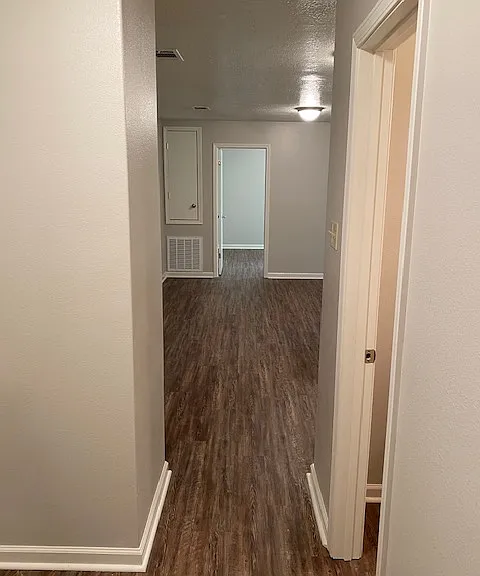 1818 Brinson St #B — Photo 7