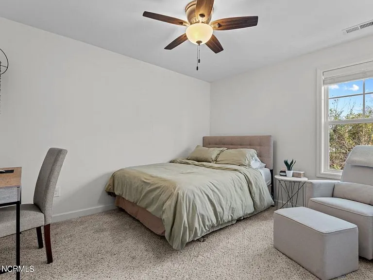 144 Blue Bay Ln — Photo 17