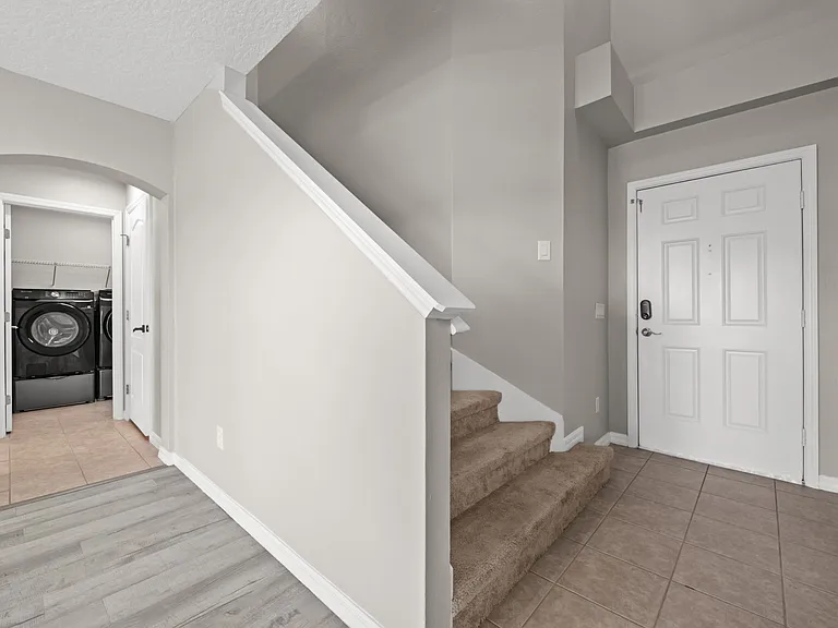 1752 Portcastle Cir — Photo 10