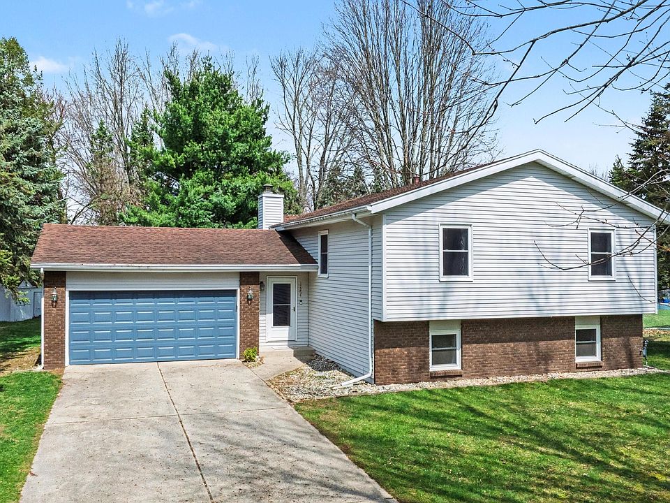 1st image of 17294 Mackinaw Rd