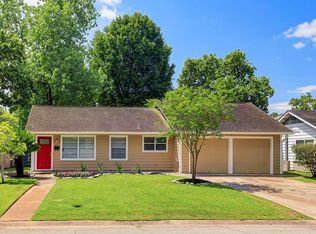 1317 Cheshire Ln, Houston, TX 77018
