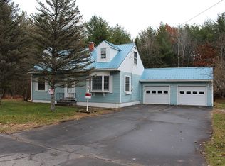 14 Woodland Dr, Massena, NY 13662