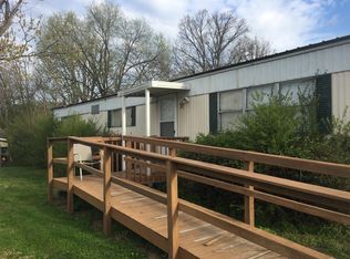 521 Comfort Ave, Maryville, TN 37801