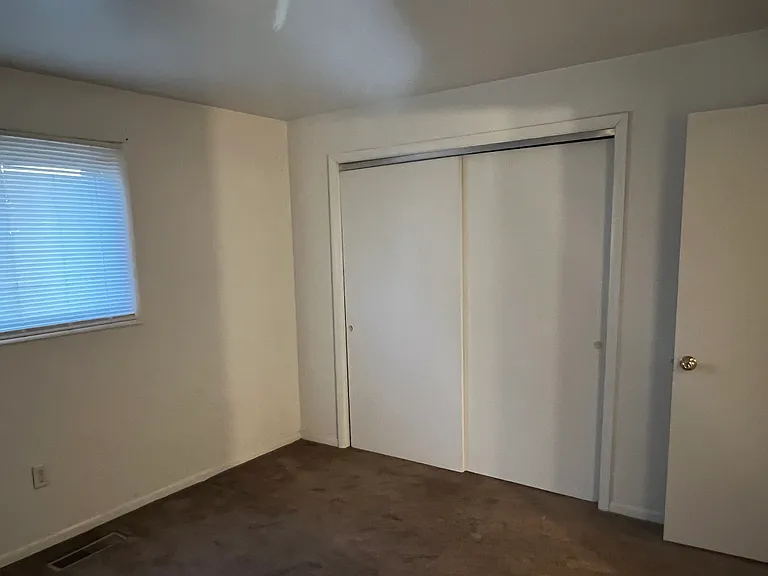 117 E 378th Ave — Photo 3