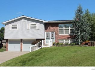 1176 Jere Ct, Arnold, MO 63010