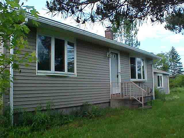 2nd image of 136 KOONS Road