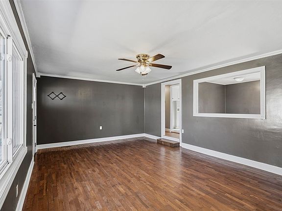 3rd image of 267 New Grove Rd