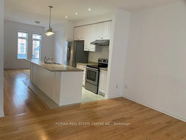 60 1st St #27 — Photo 4