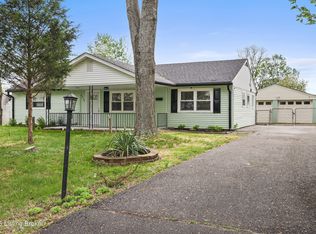 9715 Anita Blvd, Louisville, KY 40272