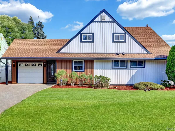 37 Marksman Lane, Levittown, NY 11756