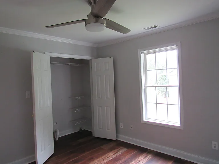 1511 Crowders Woods Dr — Photo 20