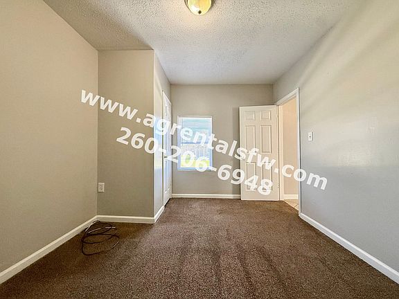 5th image of 3232 Barr St