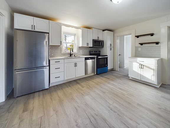 5th image of 1395 E Main St