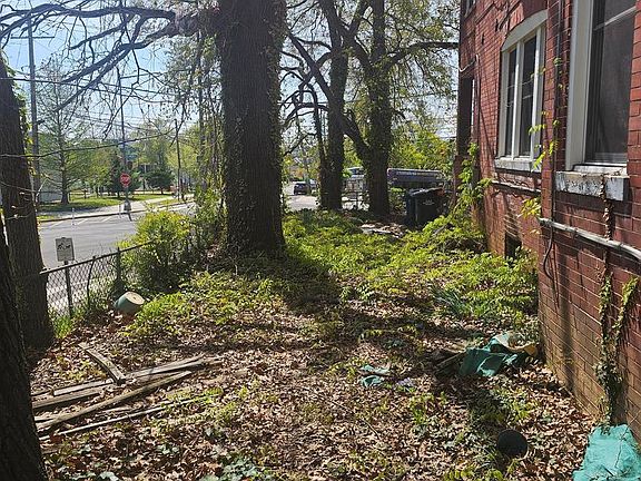 2nd image of 801 Allison St NW