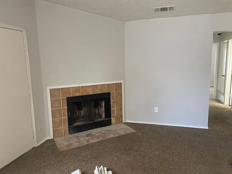 7464 Tiffany Meadows Ln — Photo 8