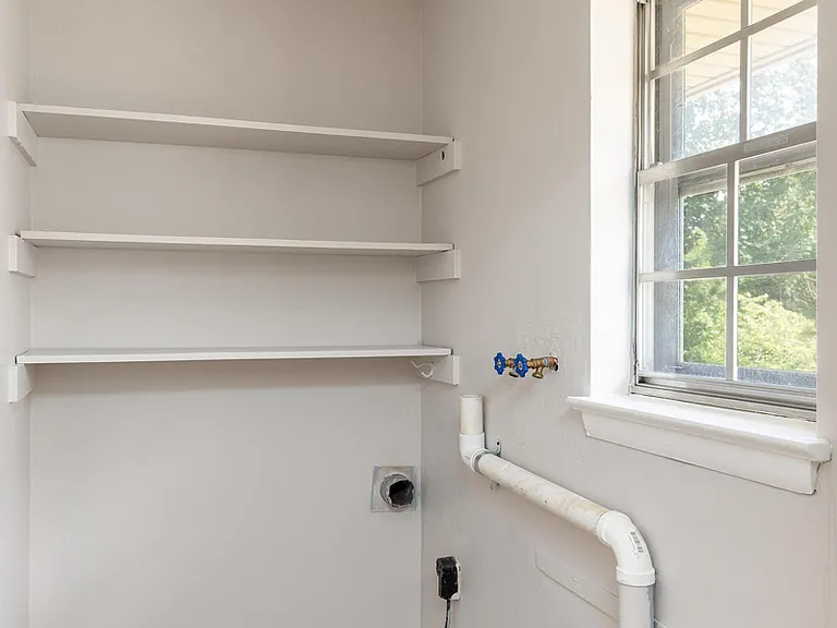 3699 Tacoma Ave — Photo 18