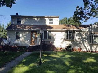 1170 Joselson Ave, Bay Shore, NY 11706