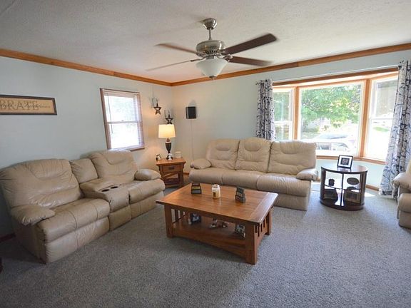 3rd image of 54871 Luan Dr
