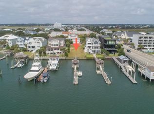 5 Auditorium Cir, Wrightsville Beach, NC 28480