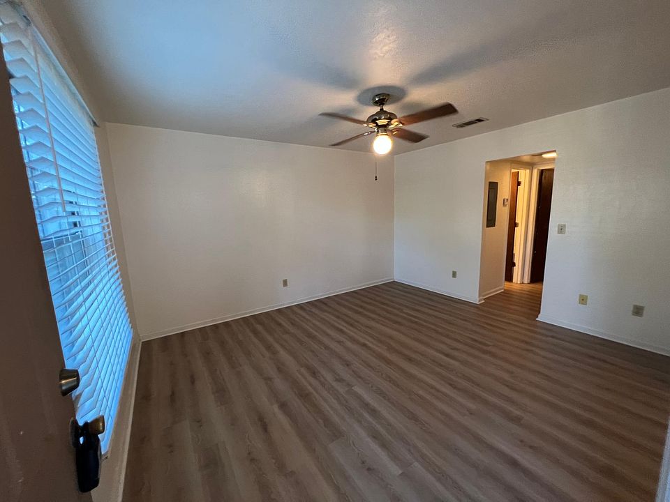 Living / Dining Room