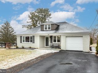 519 Old Baltimore Rd, Westminster, MD 21157