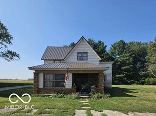 504 S Clark St, Colfax, IN 46035