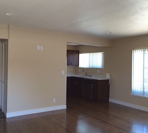 2nd image of 60 Broadway APT 3
