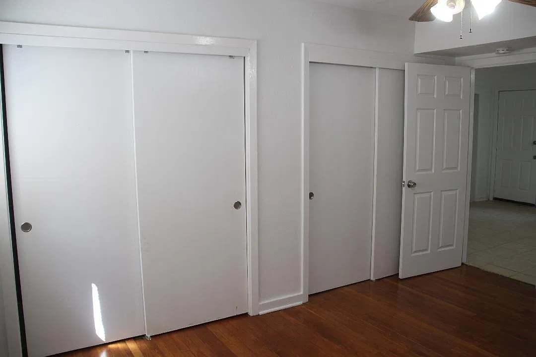 3 bed, 2.0 bath, 2135 sqft, $2,395 — Photo 2