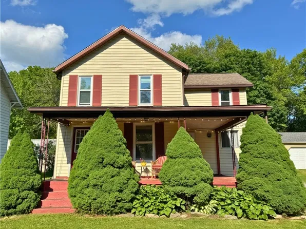 27 Oak Hill Drive Ext, Grove City, PA 16127