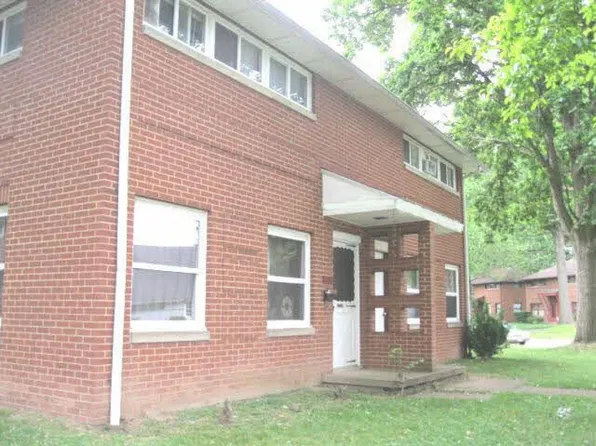 1040 Broadway St E, Cuyahoga Falls, OH 44221