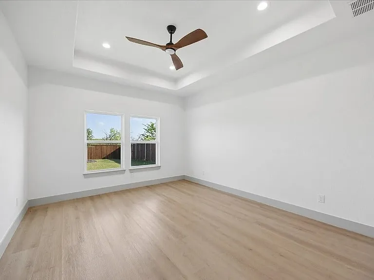 3405 Preston Club Dr — Photo 16