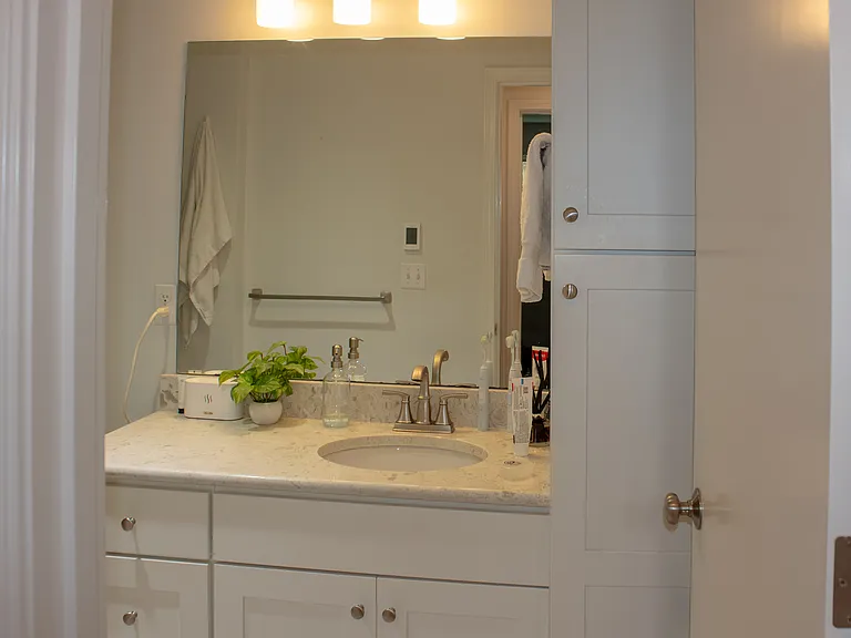 160 Lee St #109 — Photo 15