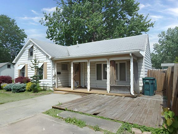2nd image of 120 17th Ave
