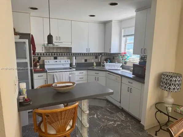 2829 Indian Creek Dr APT 1111, Miami Beach, FL 33140