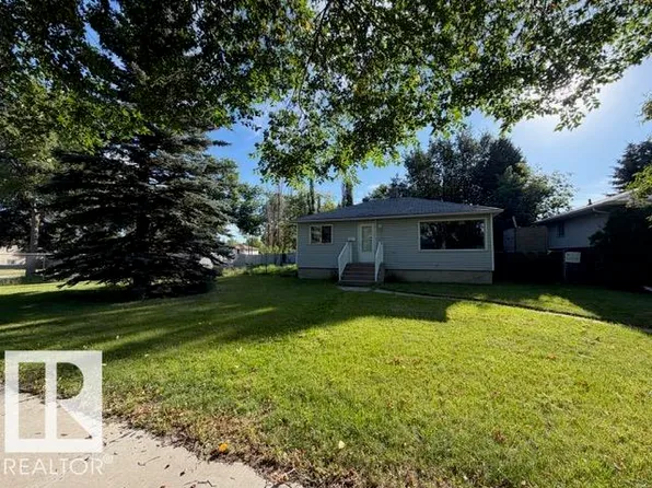 12245 81st St NW, Edmonton, AB T5B 2T2