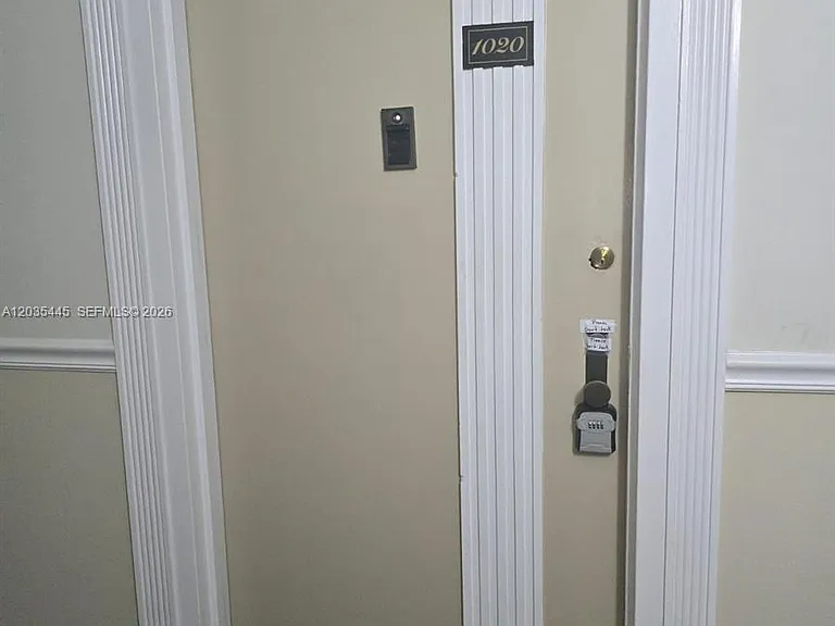 16909 N Bay Rd #1020 — Photo 7