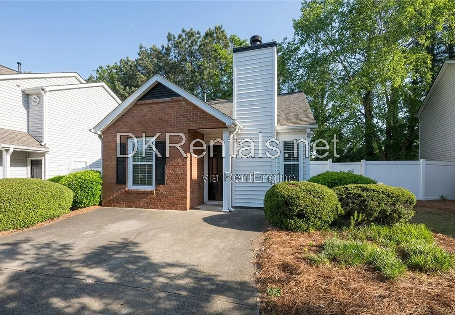 2 bed, 1.0 bath, 788 sqft, $1,650 — Photo 1