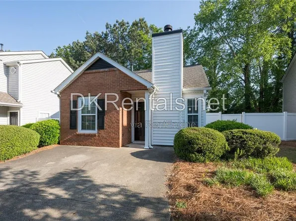 207 Daventry Way, Woodstock, GA 30188
