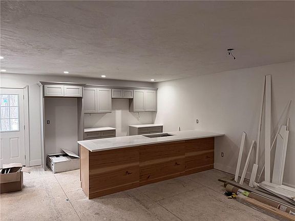 5th image of 8 Trinity Way