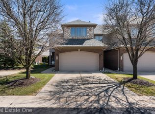47630 Lorie Ln, Chesterfield, MI
