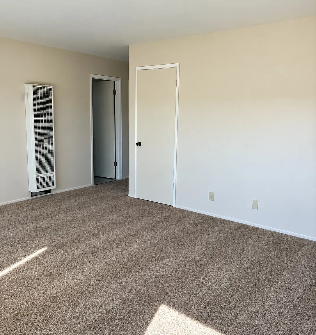 2 bed, 675 sqft, $3,195 — Photo 2