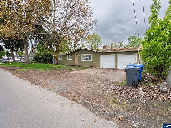 2nd image of 465 36th Ave NE